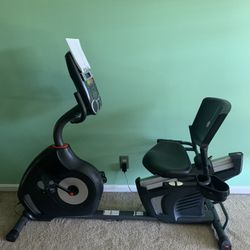 Schwinn 270 Journey 2.5 Recumbent Exercise Bike