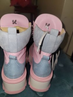 Boots by Koi sz 4