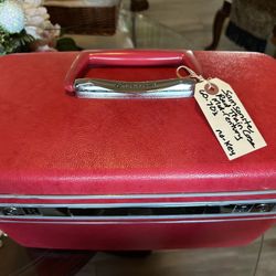 Vintage Samsonite Silhouette Red Cosmetic Train Case