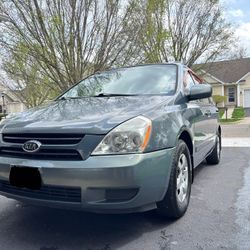 2008 KIA Sedona
