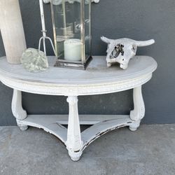 Antique White Entryway Table