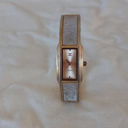 Charming Charlie Women's Quartz Wrist Watch Pre Owned Used Gold & Silver Colors
