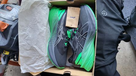 ASICS Novablast 3 Lite Men's 9.5