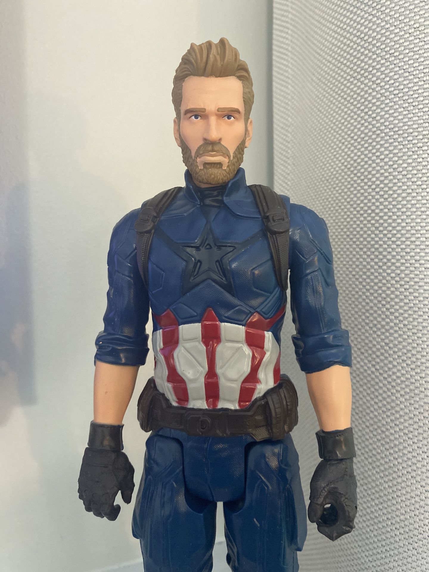 Avengers Marvel Infinity War Titan Hero Series Captain America 12" Action Figure