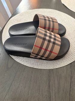 Burberry slides