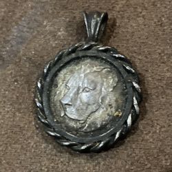 Leo Antique Pendant