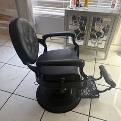 Barber Chair 