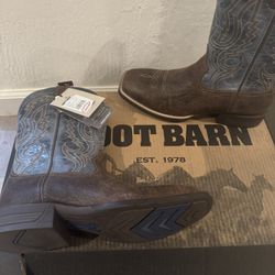 work boots and cowboy boots 