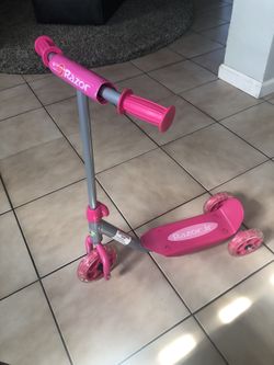 Three Wheels Scooter Brand New