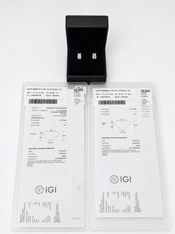 14K Yellow Gold Lab Grown Diamond Radiant Stud Earrings VS1 E IGI