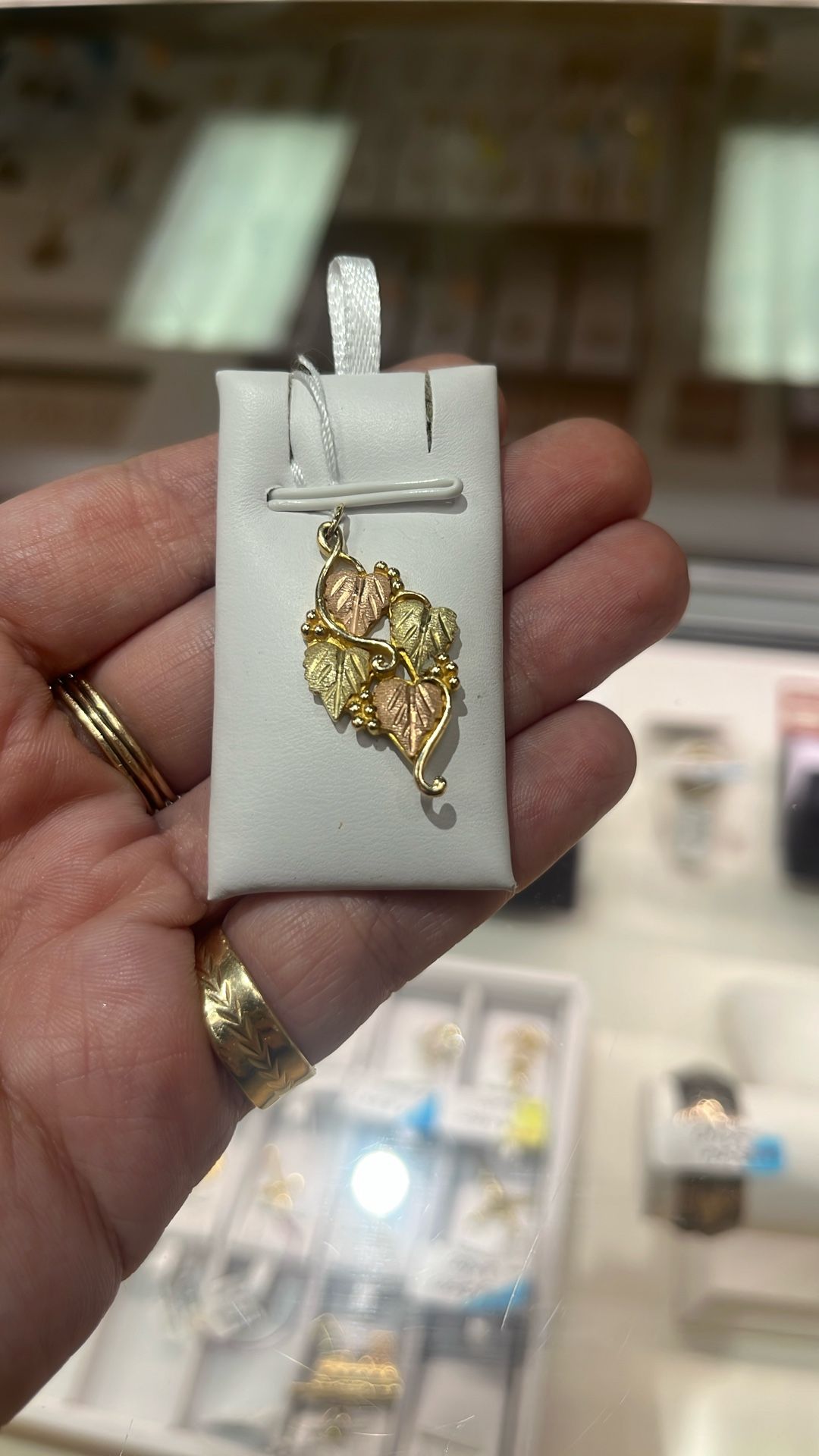 10k Black Hills Gold Pendant