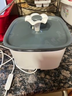 Veken Cat Fountain comes with 10 filters
