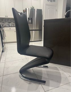 CHAIRS
