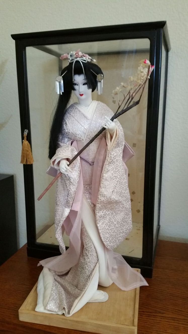 Vintage Oriental Japanese Geisha Doll