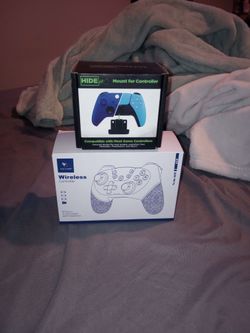 wireless controller and wall Holder 