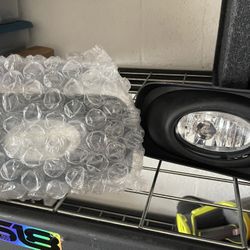 04-05 TSX Foglights 