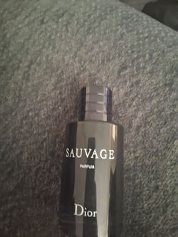 Man's cologne .. Dior sauvage parfum