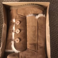 UGG BAILEY BUTTON TRIPLE BOOTS 