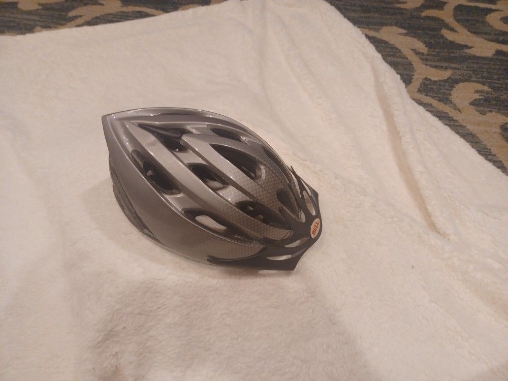 Bell https://offerup.com/redirect/?o=SGVsbXV0LmFkdWx0 Adjustable.10 $