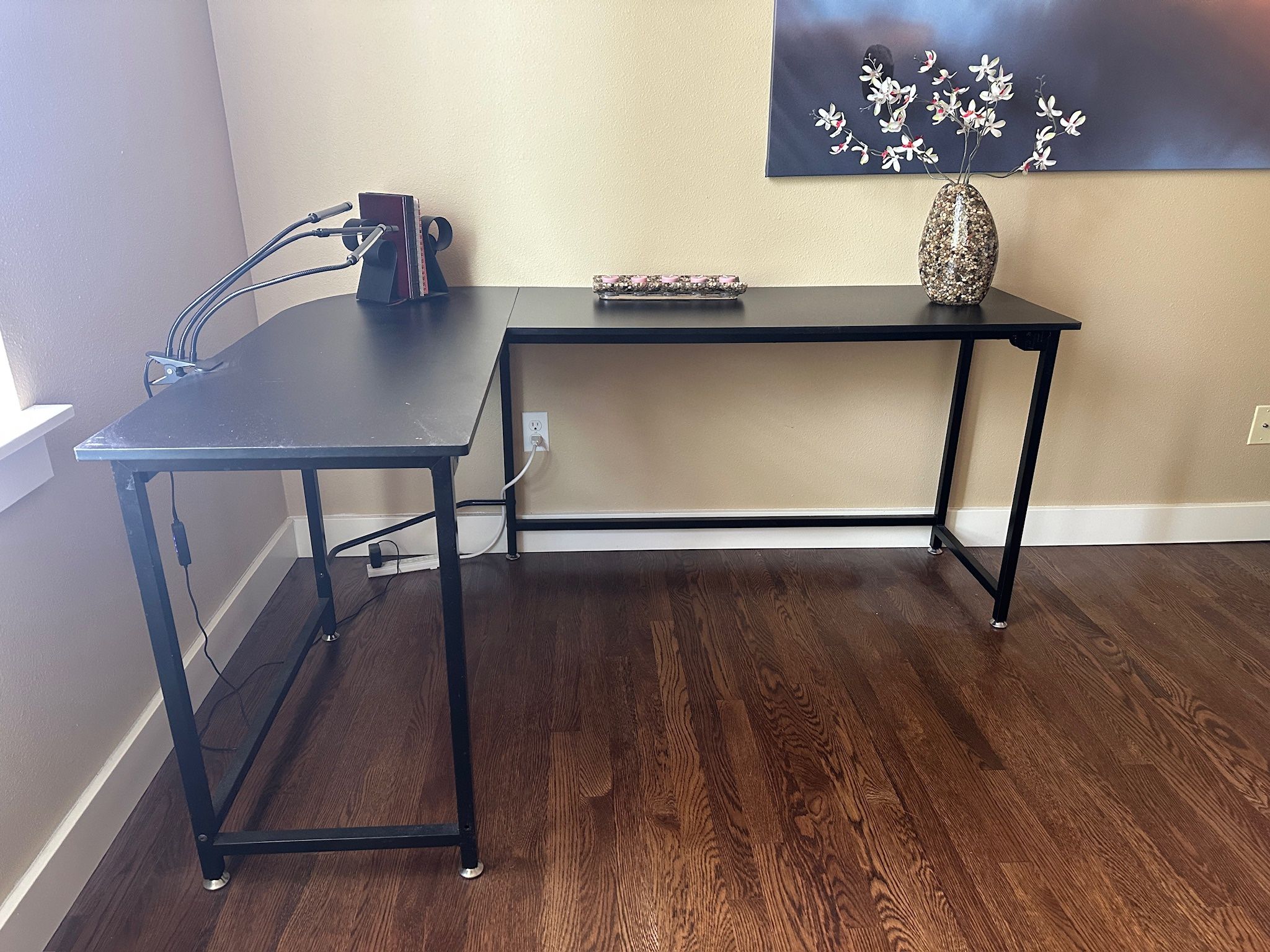 Desk Table 