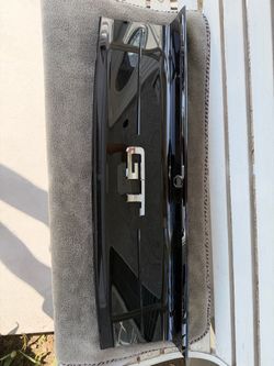 Mustang GT stock Decklid