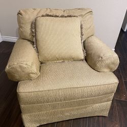 Single Sofa Couch