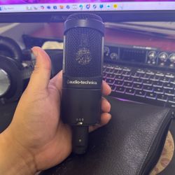 Audio-Technica AT2050 Multi-Pattern Condenser Microphone