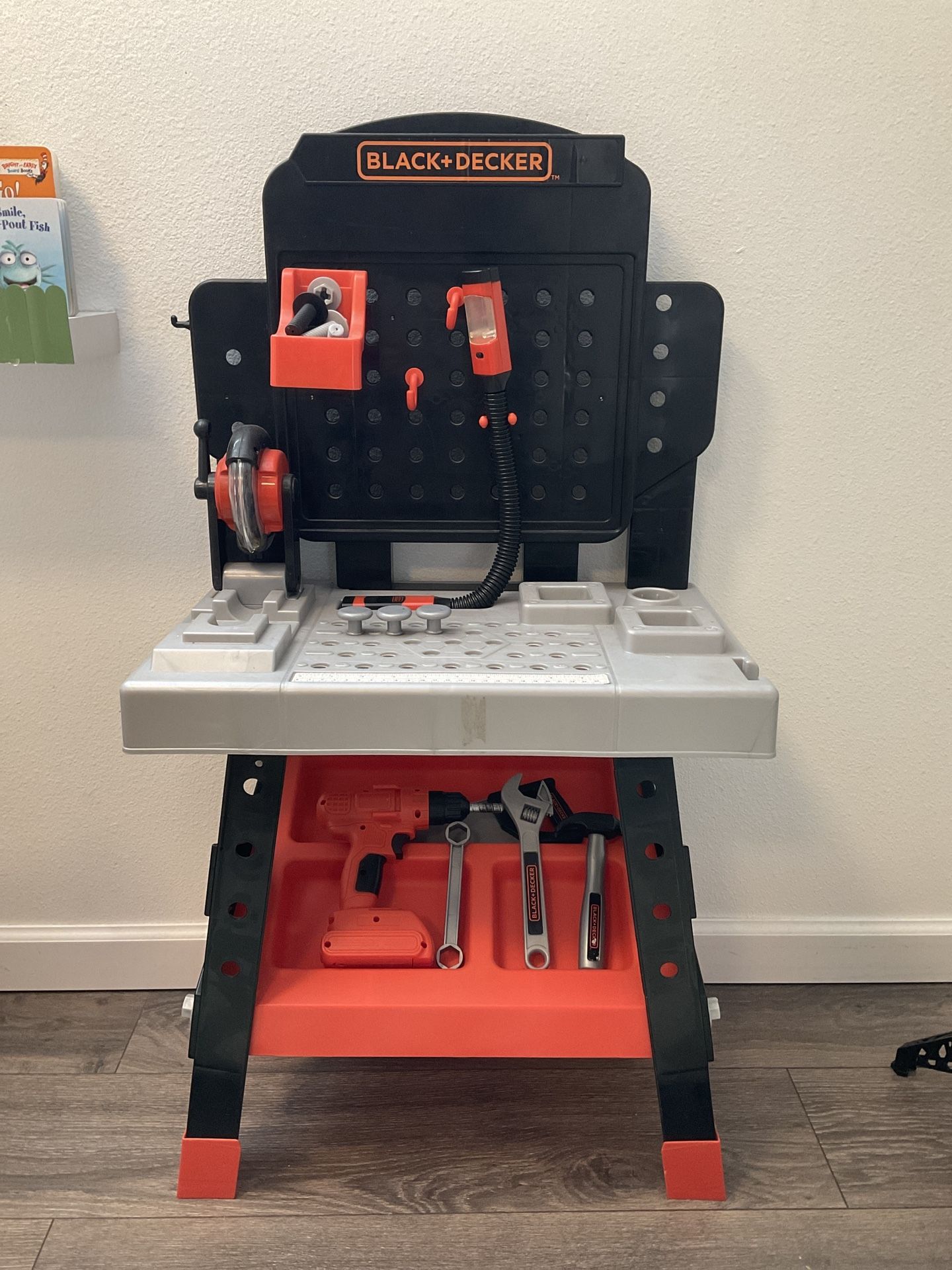 Black And Decker Workbench