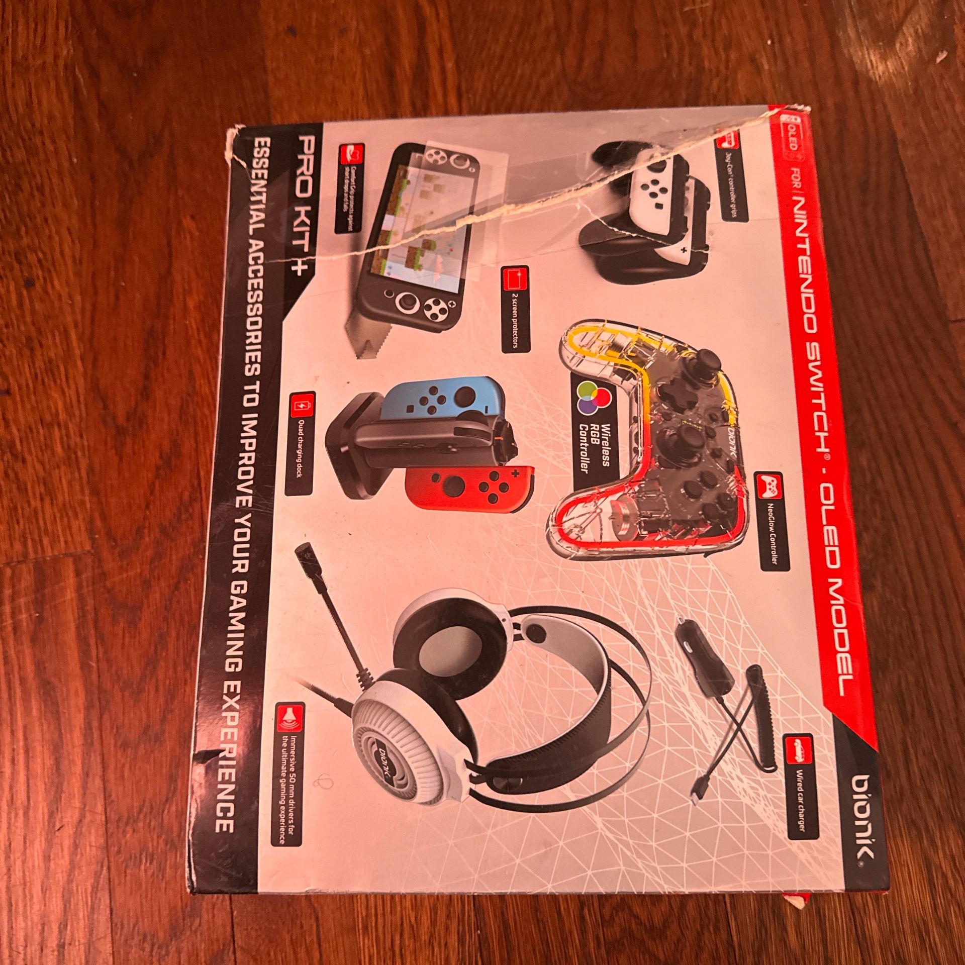 Nintendo Switch Pro Kit