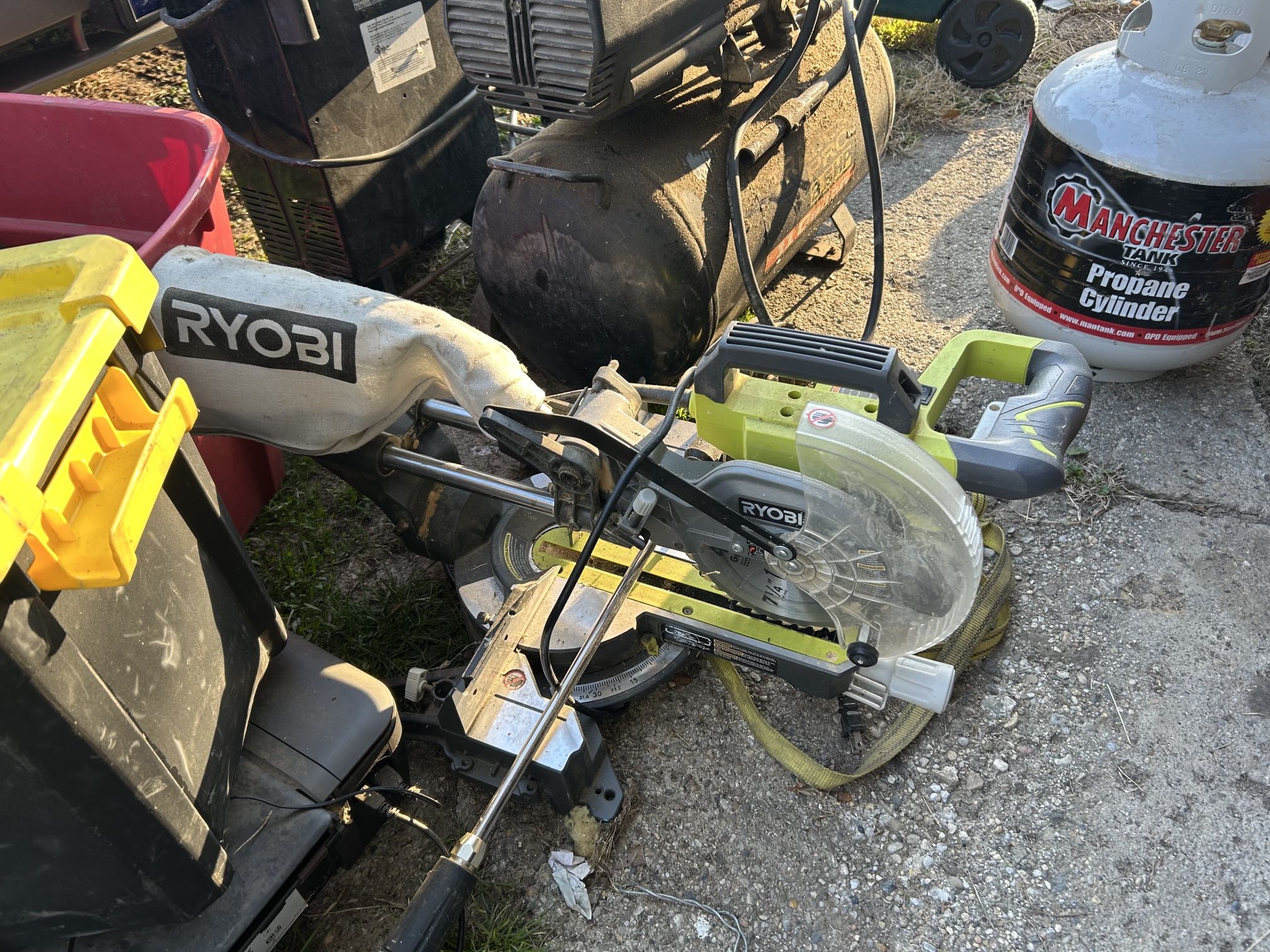 Ryobi Saw