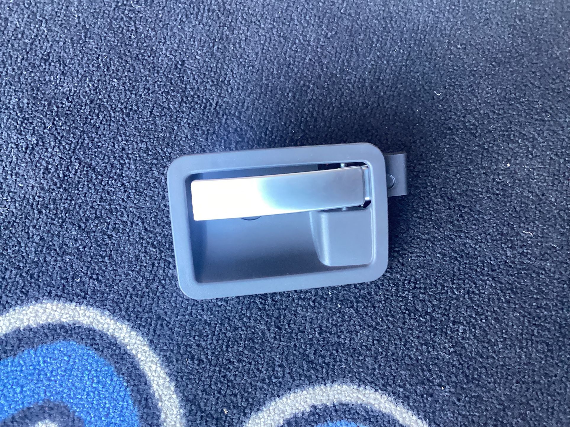 2004 Dodge Durango Door Handle
