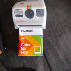 Mini Poloroid Camera With Film