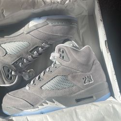 Air Jordan 5 “Wolf Grey
