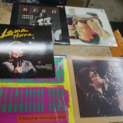  LOT 5 LASER DISCS DIANE SCHUUR  THE COUNT BASIC ORCHESTRA , CELEBRATING BIRD THE TRIUMPH OF CHARLIE PARKER, AN EVENING WITH LENA HORNE, THE CRITERION