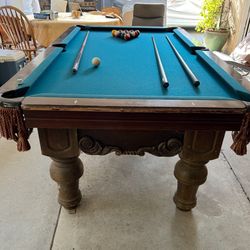 POOL TABLE FOR SALE