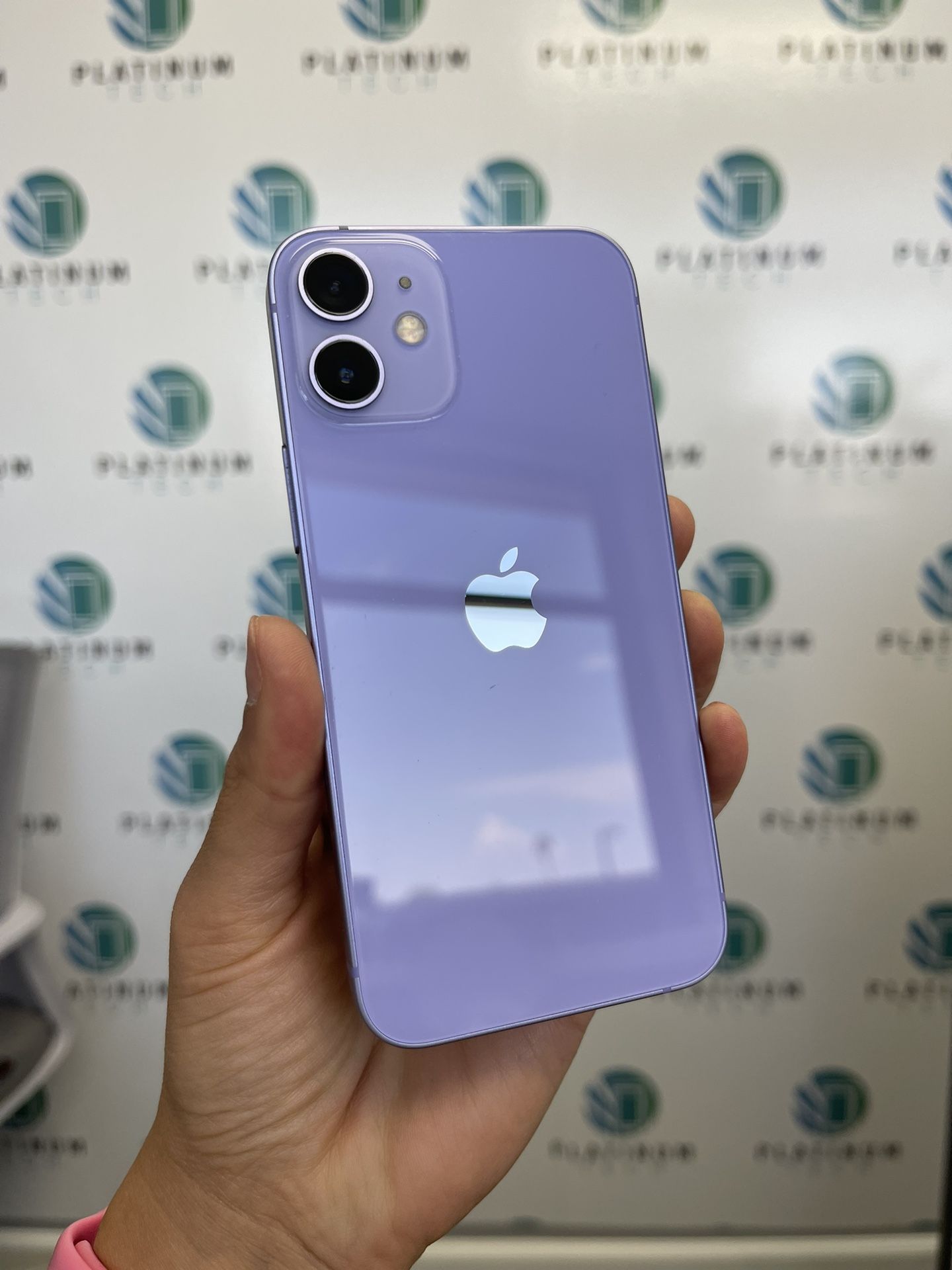 iPhone 12 Unlocked 64Gb Purple Charger And AirPods For Free