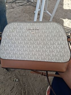 Micheal kora purse