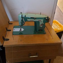 Sewing Machine 