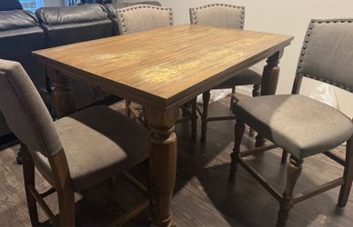 Dining set 4 chairs