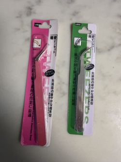 New set of 2 Tweezers - 2 different sizes