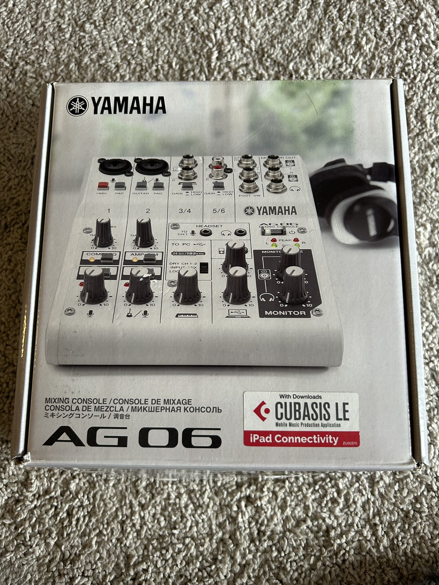 Yamaha AG06 Mixing Console