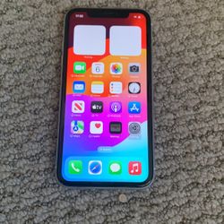 iPhone XR Unlocked 128GB 