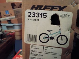 Brand New in the box Girls Huffy bicycle