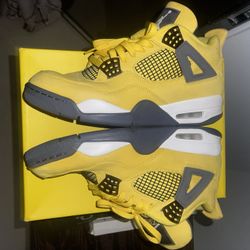 Jordan 4s 