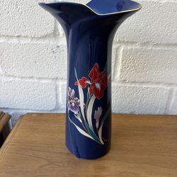Vintage fine china flower vase made in Japan
