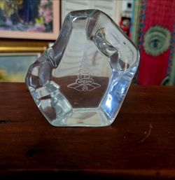 Clear, faceted solid crystal glass paperweight Medical Simbol 4"×4"
