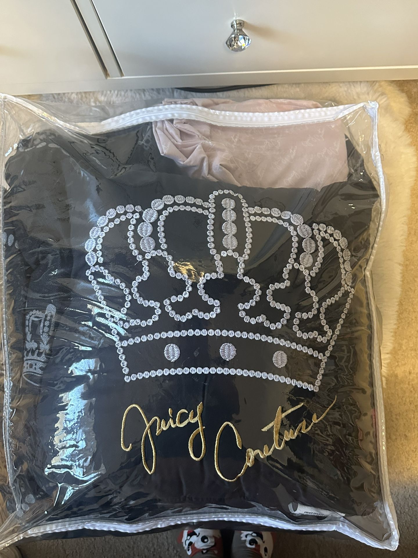 Juicy Couture Black And Pink Bed Set