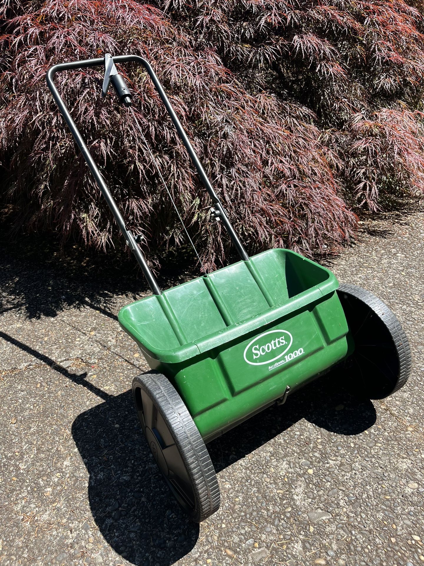 Lawn Spreader