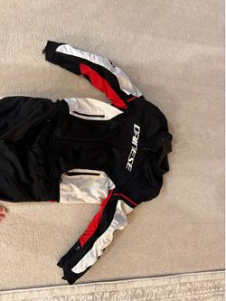 Motorcycle riding gear