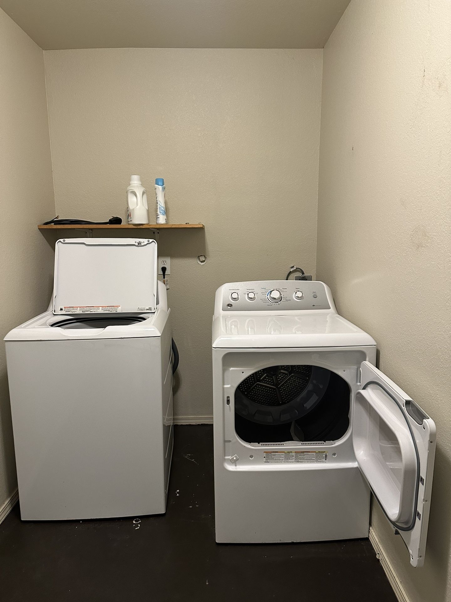 GE TOP LOAD WASHER & ELECTRIC DRYER